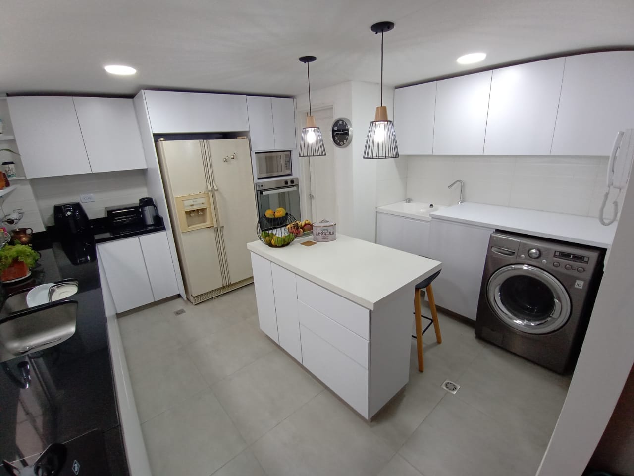 Cocina integral con isla - ArkoCocinas